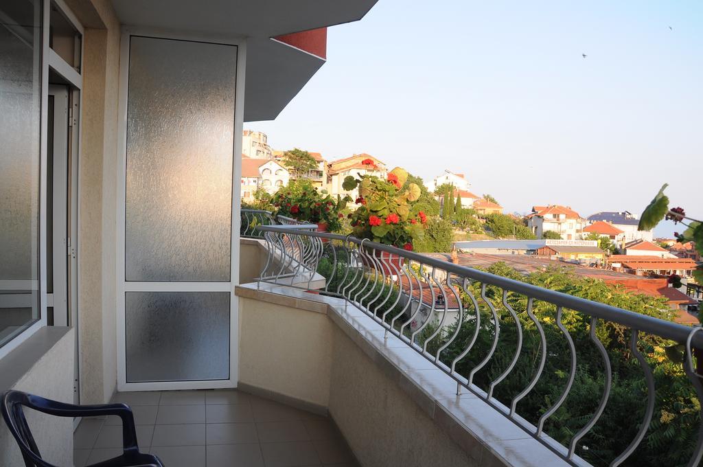 Hotel Babeva Sveti Vlas Dış mekan fotoğraf